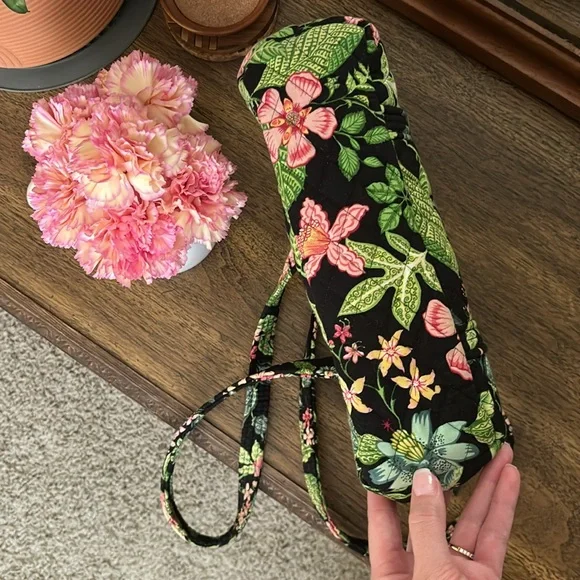 Vera Bradley Purse Black Quilt Fabric Floral Print Shoulder Bag Green Pink Blue - Picture 7 of 14